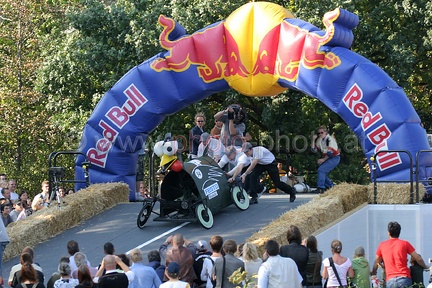 3. Red Bull Seifenkistenrennen (20060924 0127)